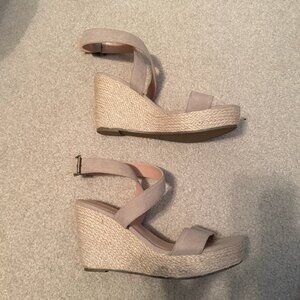 Tan Wedges